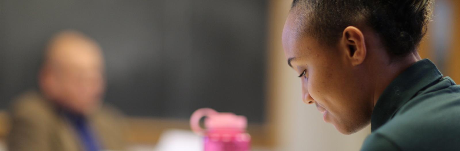 Student reads while in class