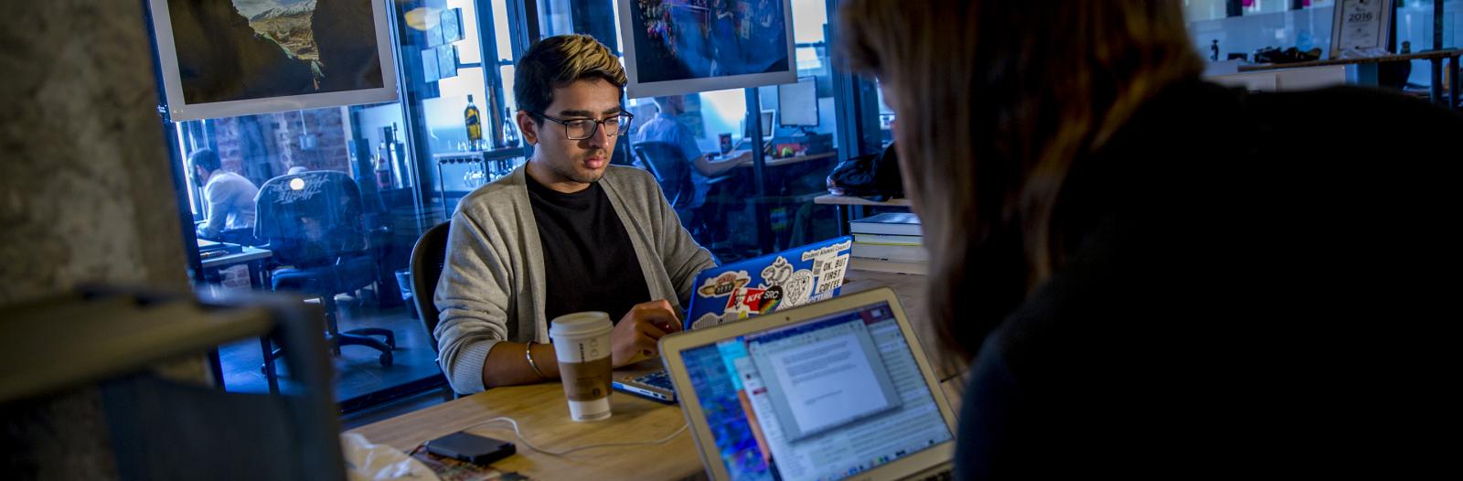 Takshil Sachdev ’19 at his summer internship with Grinnell Prize winner Global Press Institute in San Francisco