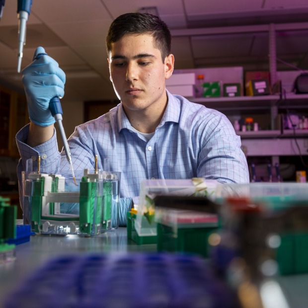 Kevin Gubner working in the lab