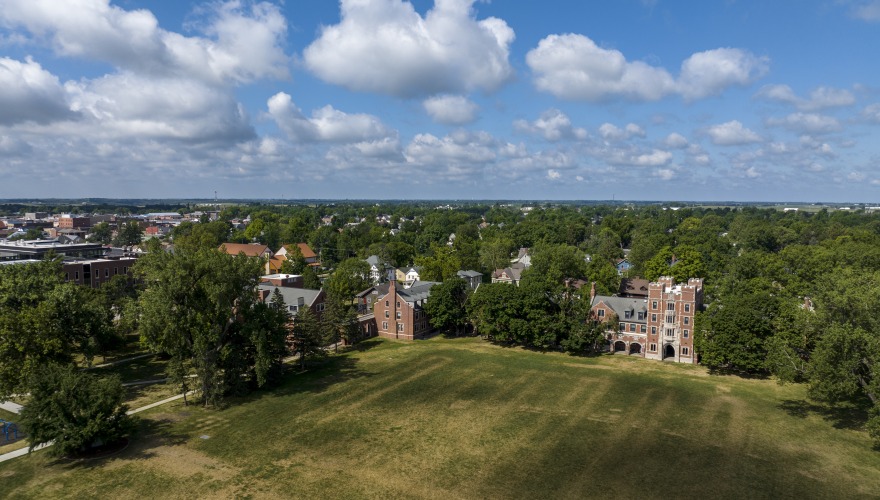 Aerial view of Grinnell campus