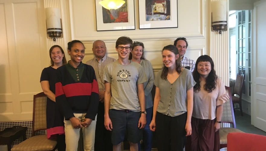 Linguistic faculty and graduating students 2019