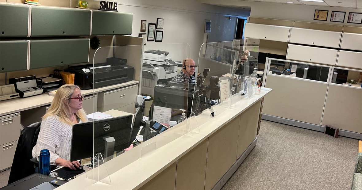 Pioneer One Card Office