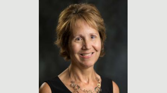 Kelly Terlouw headshot