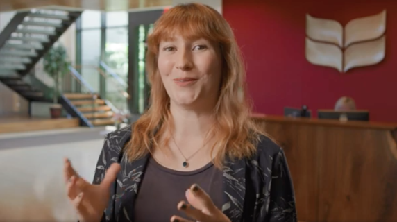 Grace Robertson-Lloyd ’16